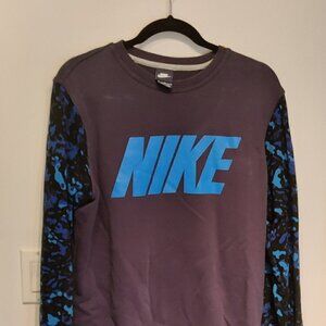 Nike Blue Sweatshirt for Men with Blue Camoflouge sleeves. Vintage Sz M